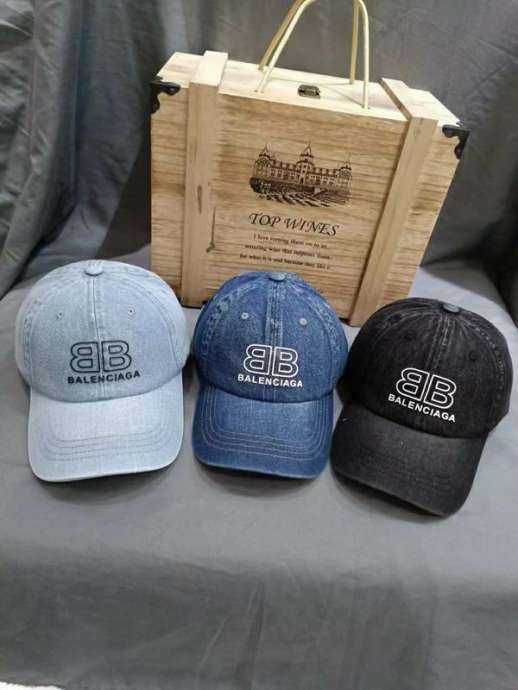 Picture of Balenciaga Cap _SKUBalenciagacap042386510